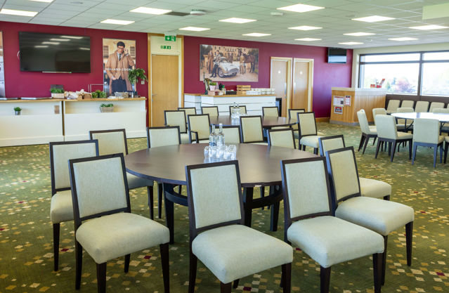 JockeyClub_HattonsGrace_04_5968.jpg