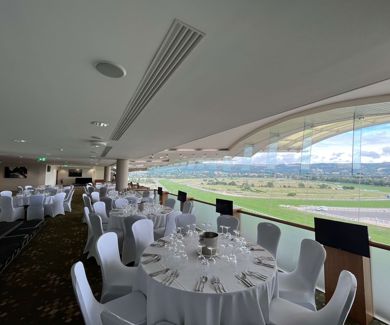 Panoraimc, White linen and view..jpg